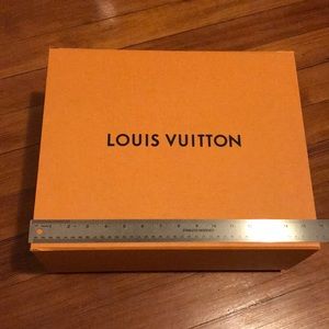 LV big magnet box